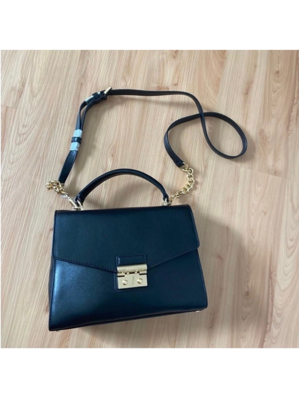 MICHAEL KORS Sloan
Leather Satchel Handbag Black